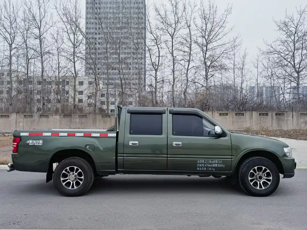 ISUZU PICKUP