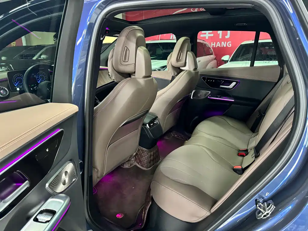 MERCEDES-BENZ EQE SUV