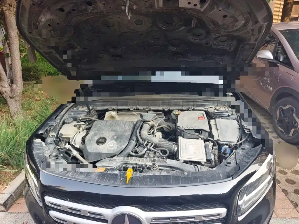 Mercedes-Benz GLB — миниатюра 11