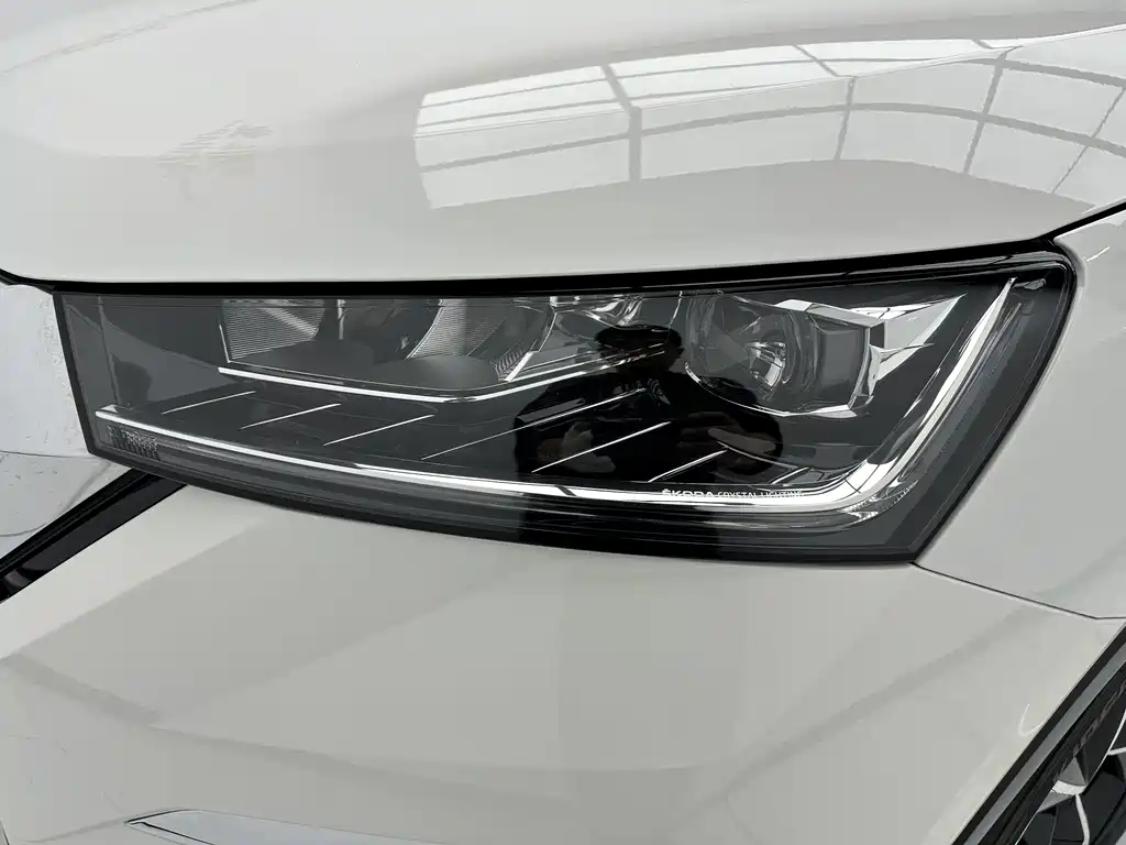 Skoda Kamiq — миниатюра 10