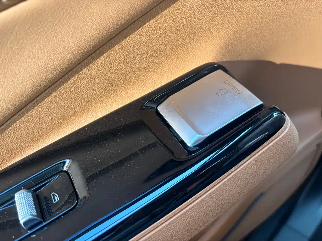 GEELY GALAXY GALAXY L7