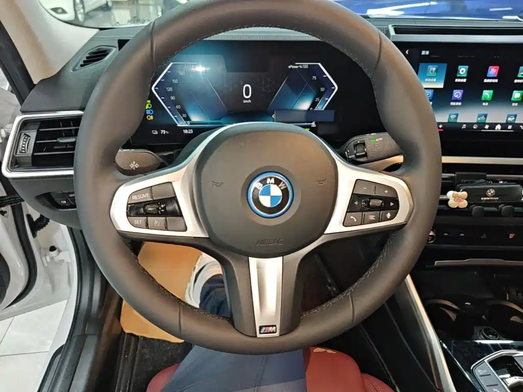 BMW i3 — миниатюра 11