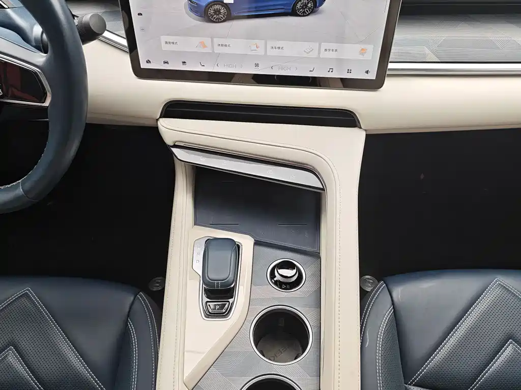 ZEEKR EXTREME KRYPTON 001