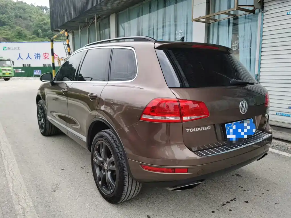 Volkswagen Touareg 2011 3.0TSI Luxury