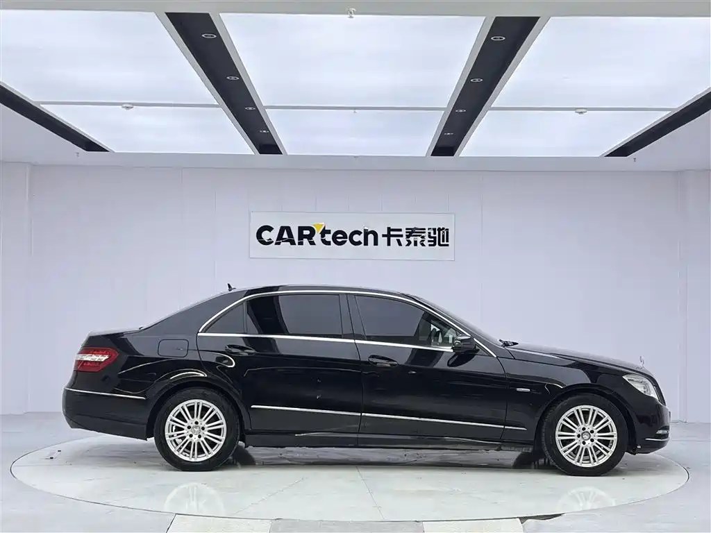 Mercedes-Benz E-Class E 2012 E 200 L CGI