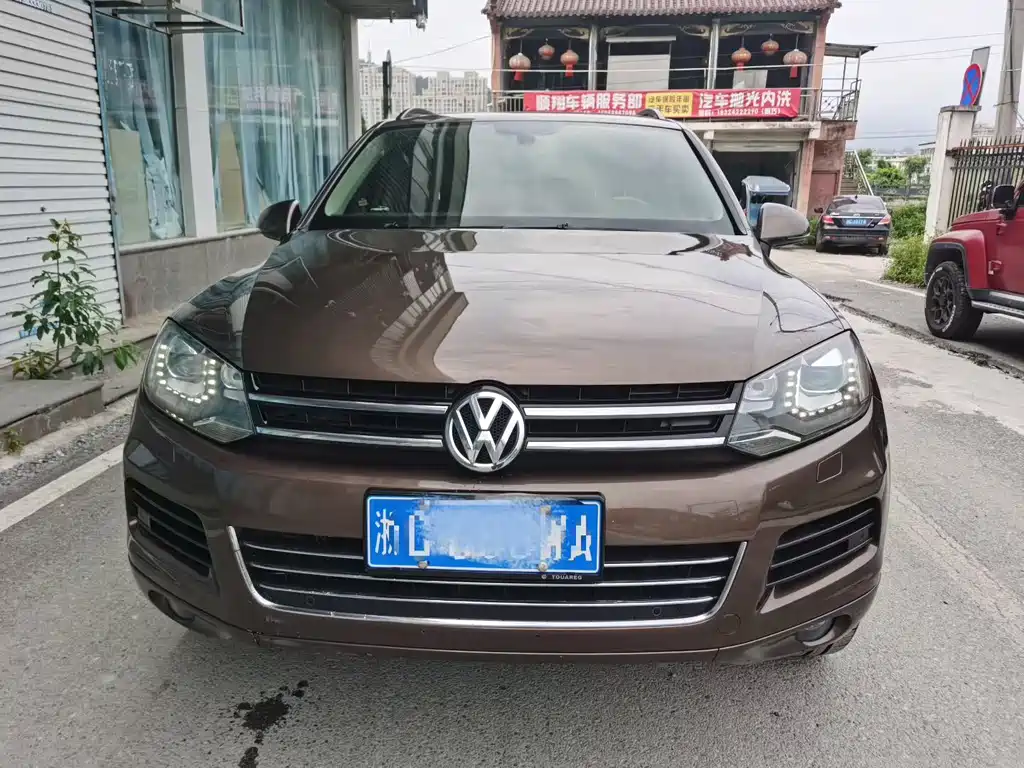 Volkswagen Touareg 2011 3.0TSI Luxury
