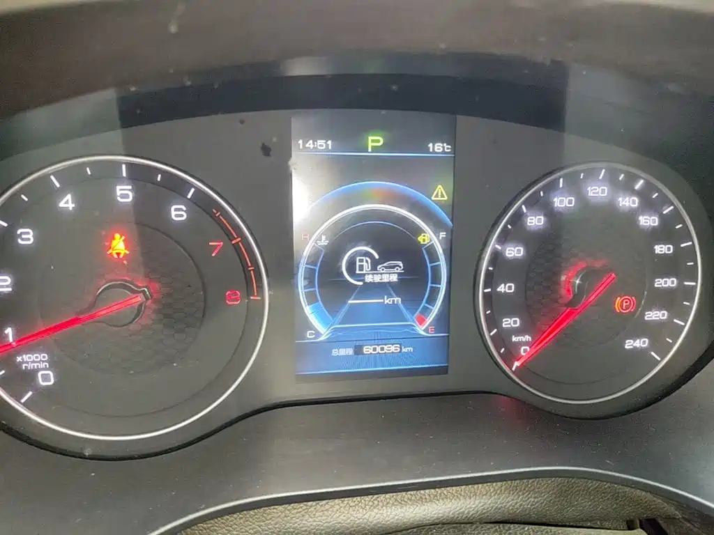 BYD Song — миниатюра 12