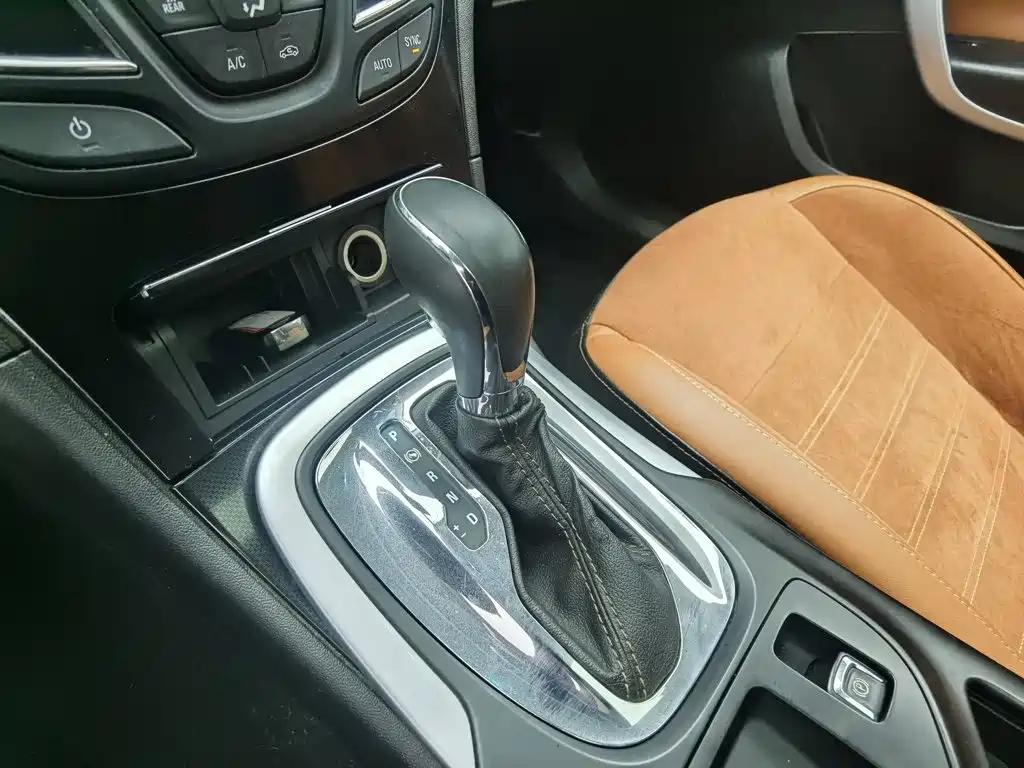 Buick Regal — миниатюра 13