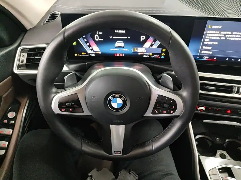 BMW 3 Series 2024 — фото 14