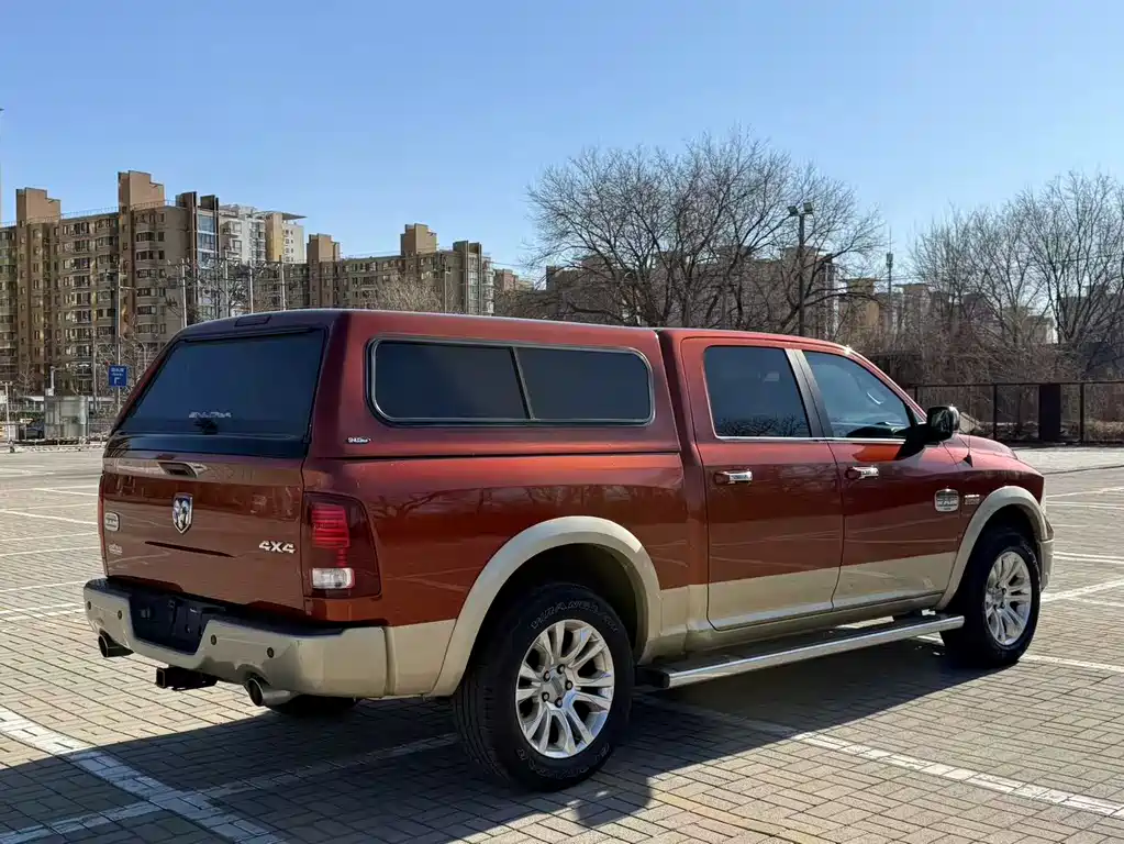Ram Trucks 2013 1500 5.7L