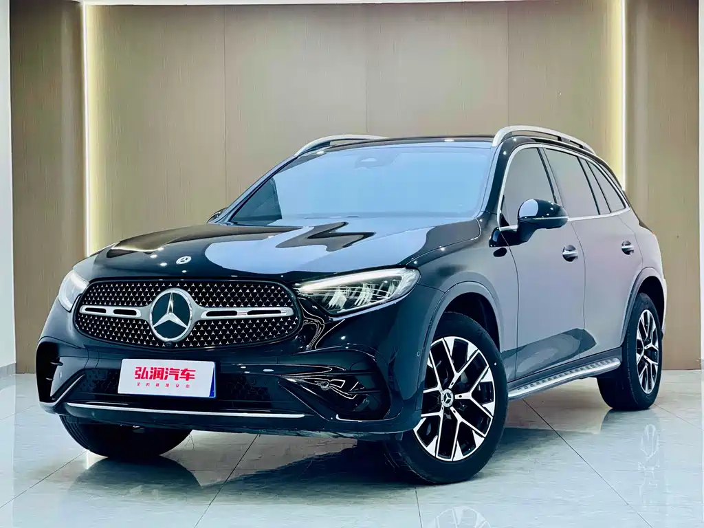 Mercedes-Benz GLC 2023