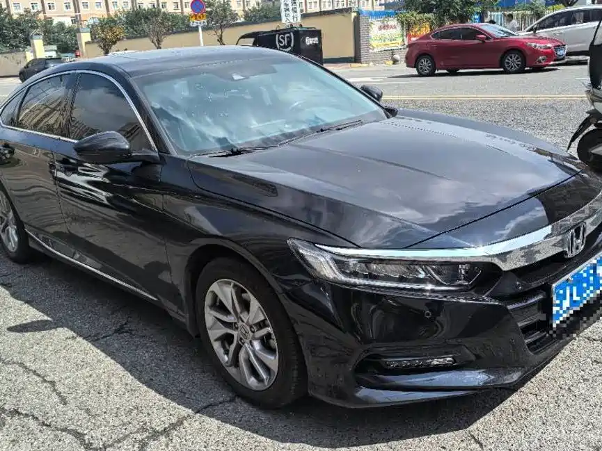 Honda Accord — миниатюра 4
