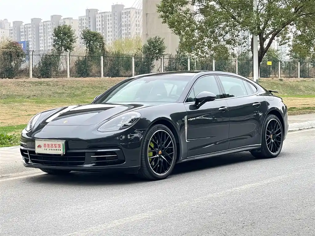 PORSCHE PANAMERA NEW ENERGY