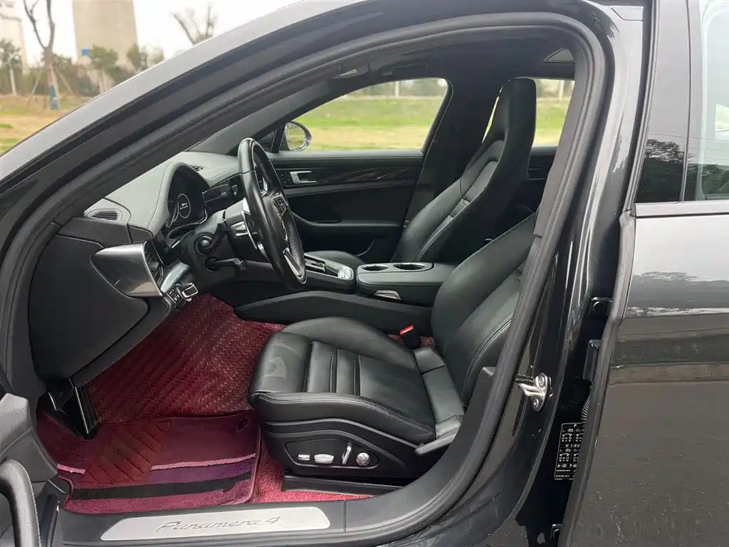 PORSCHE PANAMERA NEW ENERGY