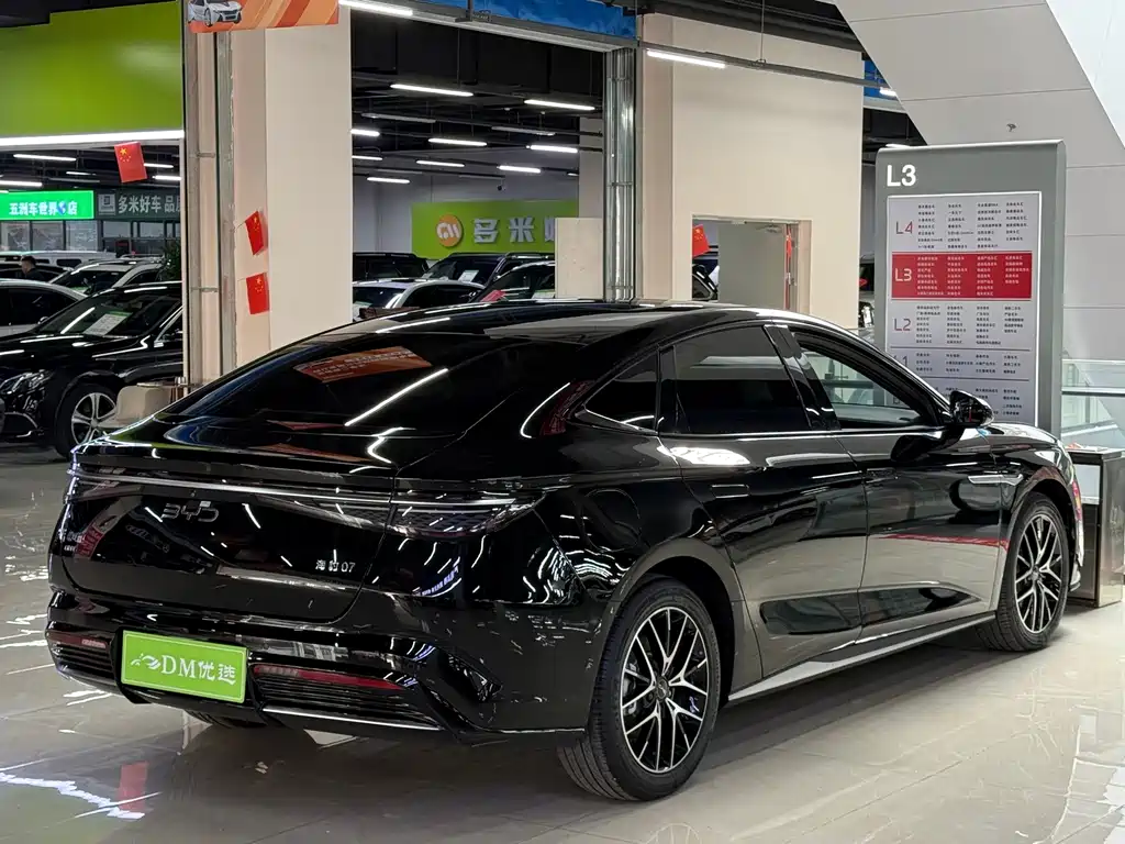 BYD Seal 07 DM-i — миниатюра 9