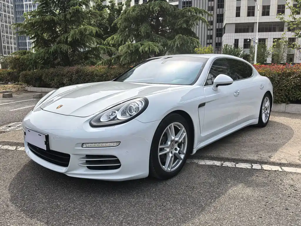 Porsche Panamera 2016