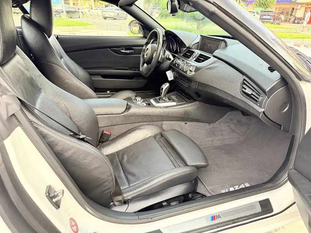 BMW Z4 — миниатюра 6