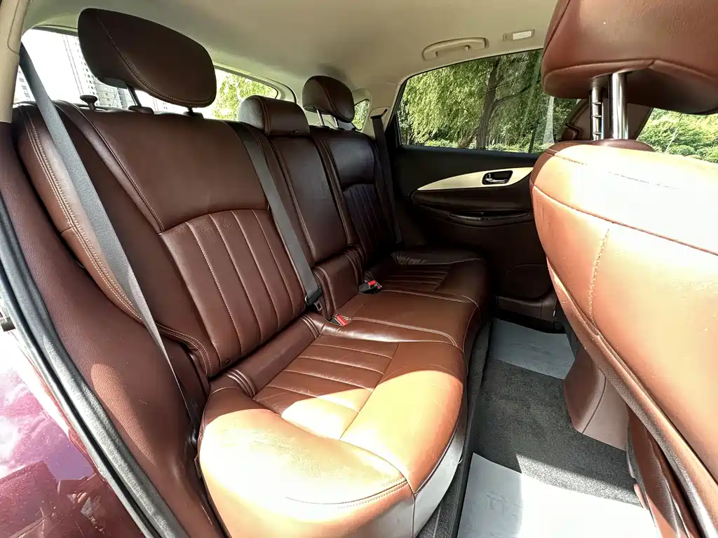 Infiniti QX50 — миниатюра 17