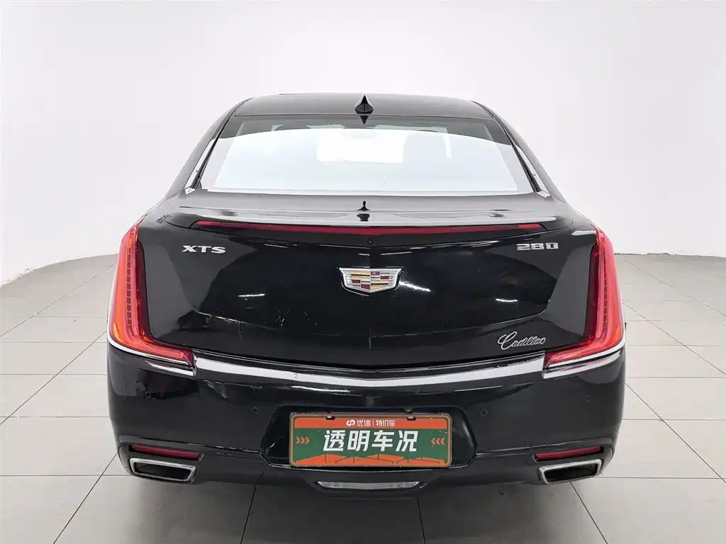 Cadillac XTS 2018 28T