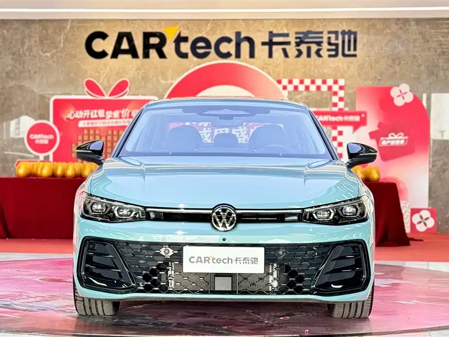 Volkswagen Passat 2025 Pro 380TSI