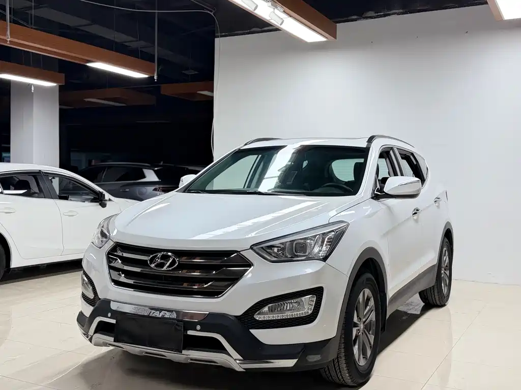 Купить Hyundai Santa Fe