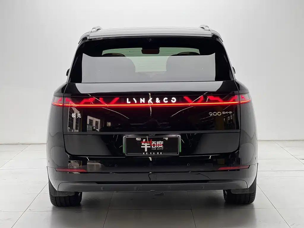 Lynk & Co 900 — миниатюра 5