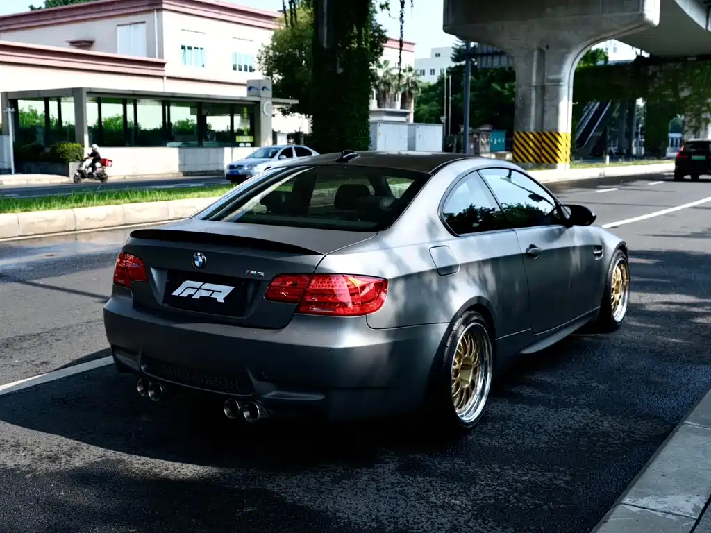 BMW M3 — миниатюра 8
