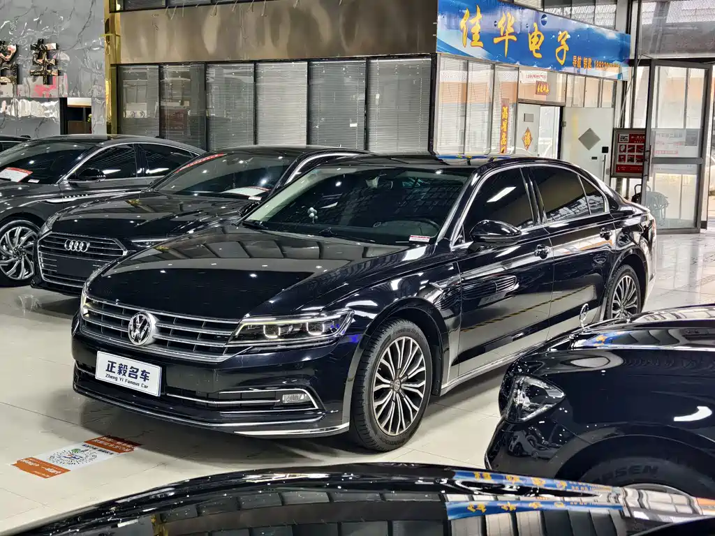 Купить Volkswagen Phideon