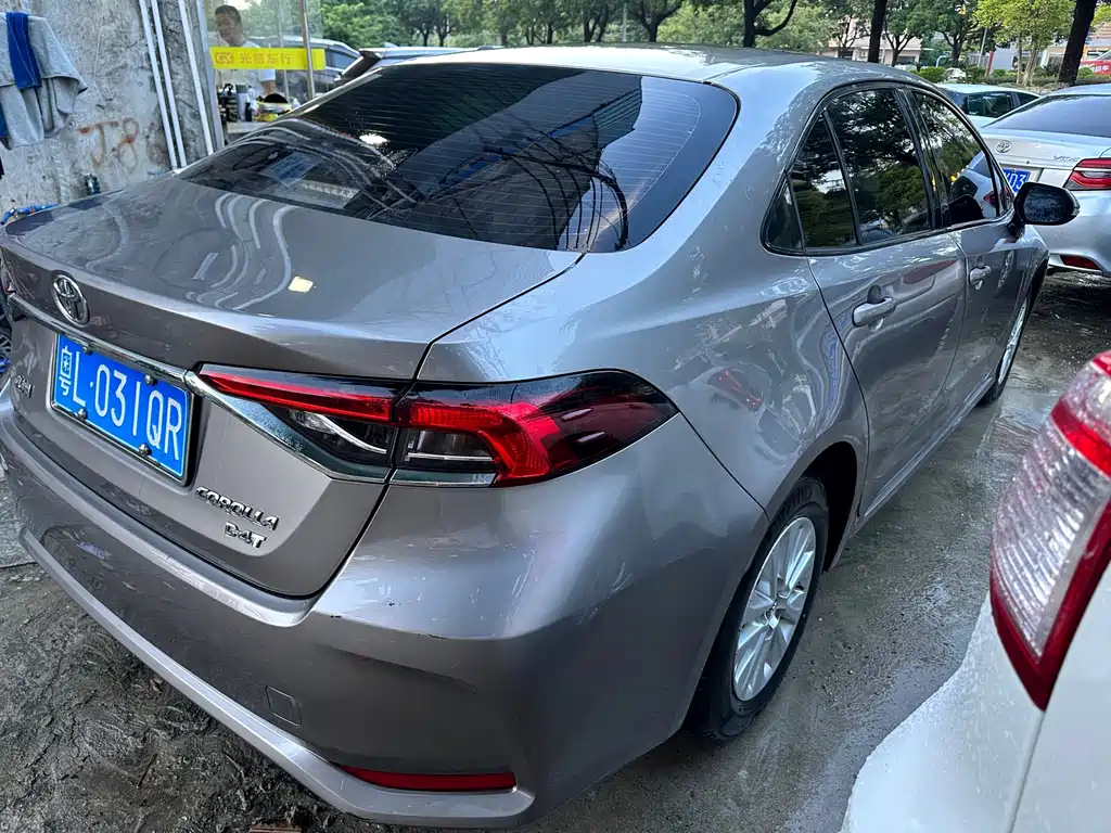Toyota Corolla — миниатюра 5
