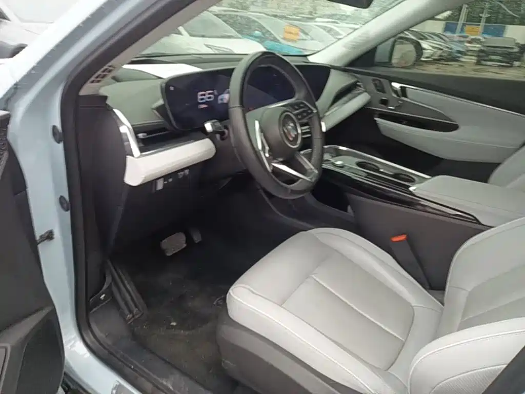 Buick E5 — миниатюра 16