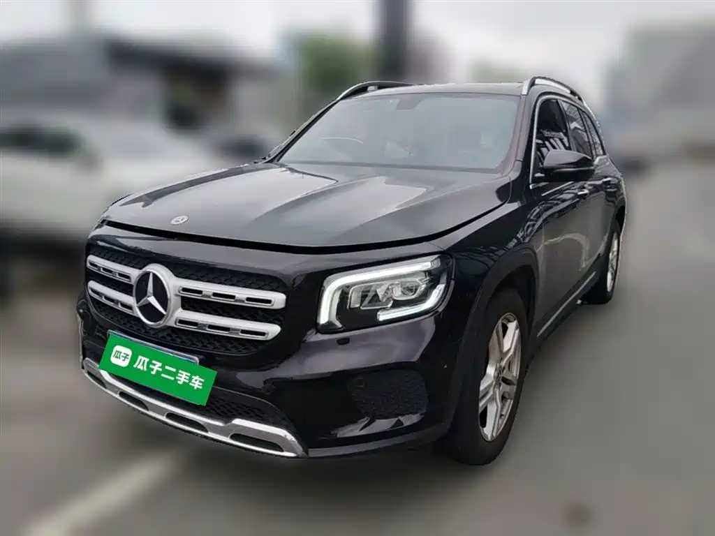 Mercedes-Benz GLB 2023
