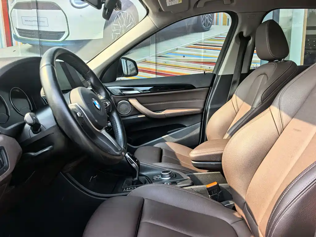 BMW X1 2021 sDrive25Li Lead