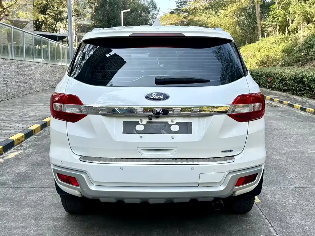 Ford Everest — миниатюра 9