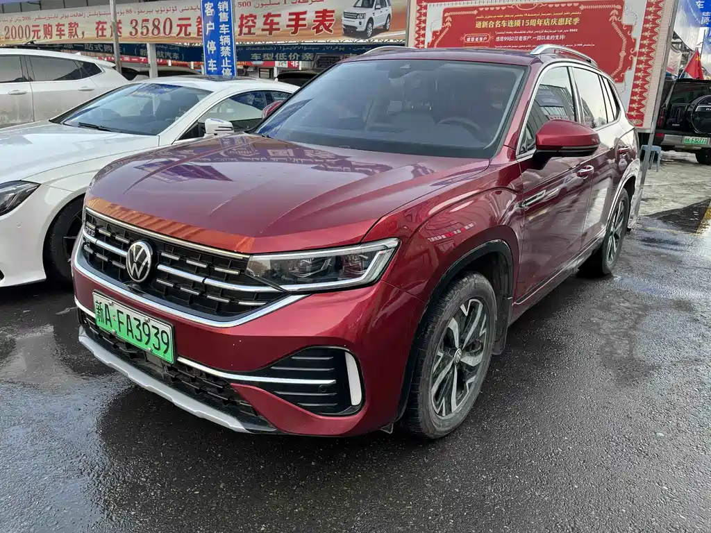 Volkswagen GTE PHEV 2024
