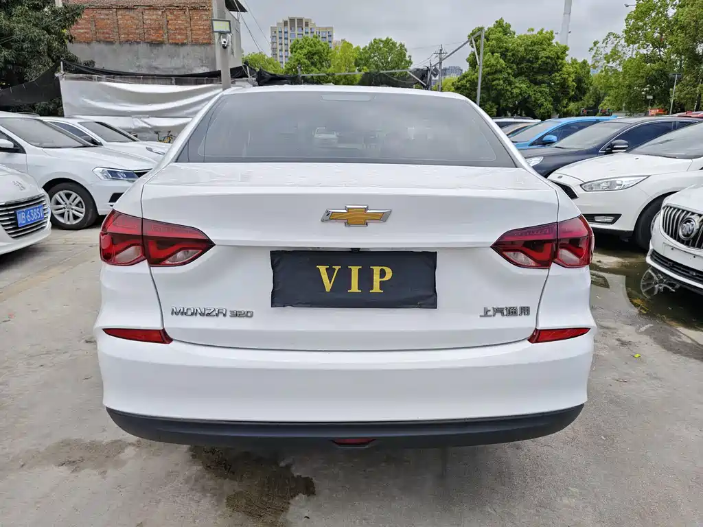 Chevrolet Monza 2022 320 AT Enjoy
