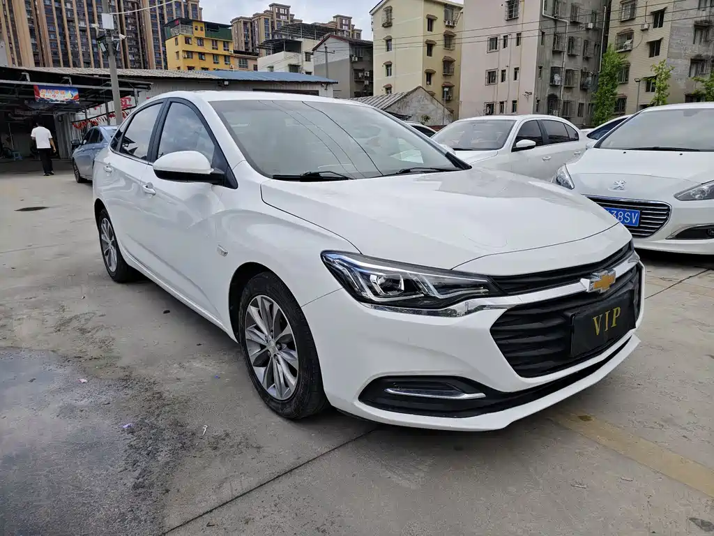 Chevrolet Monza 2022 320 AT Enjoy