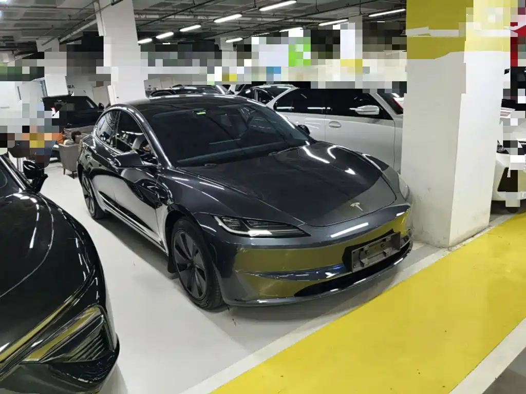 Tesla Model 3 — миниатюра 4