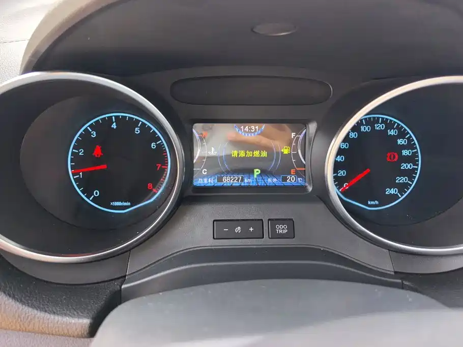 BYD Yuan — миниатюра 14