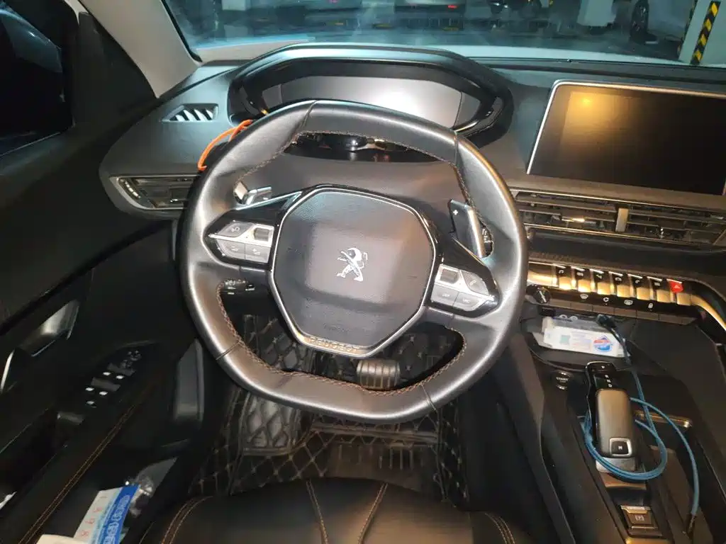 Peugeot 4008 — миниатюра 3