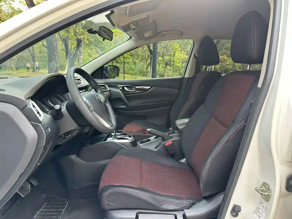 Nissan Qashqai 2.0L CVT Elite Edition, фото 6