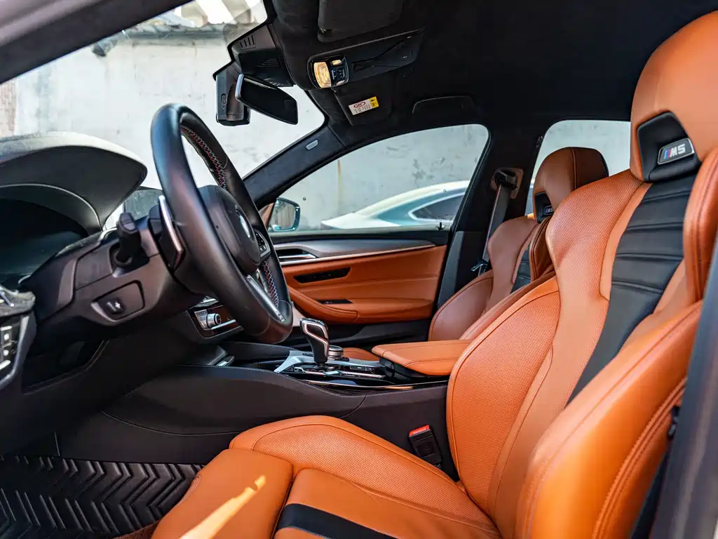 BMW M5 — миниатюра 17