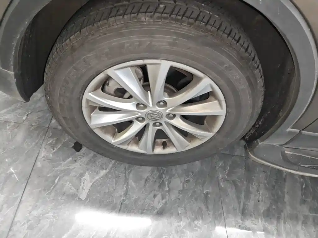 Buick Envision Plus — миниатюра 23