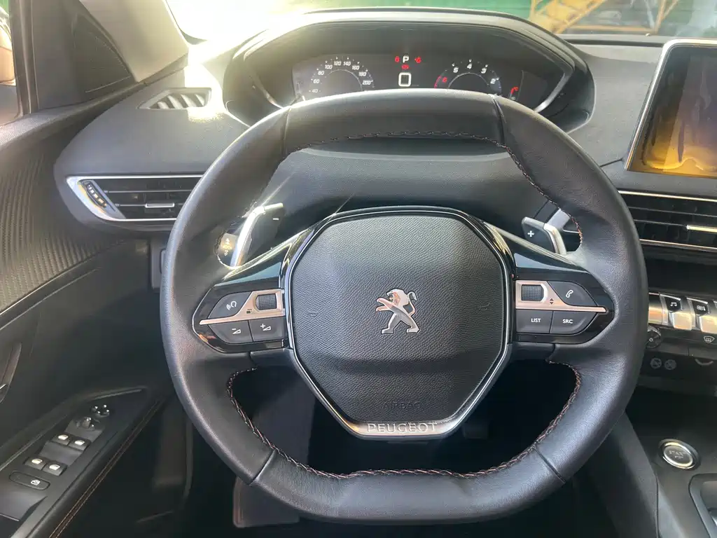 Peugeot 5008 — миниатюра 27
