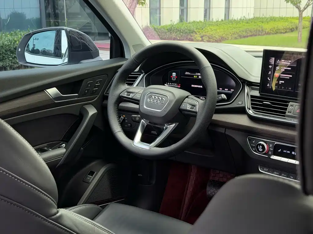 Audi Q5L — миниатюра 14