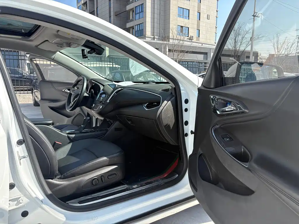 CHEVROLET MAI RUIBAO XL