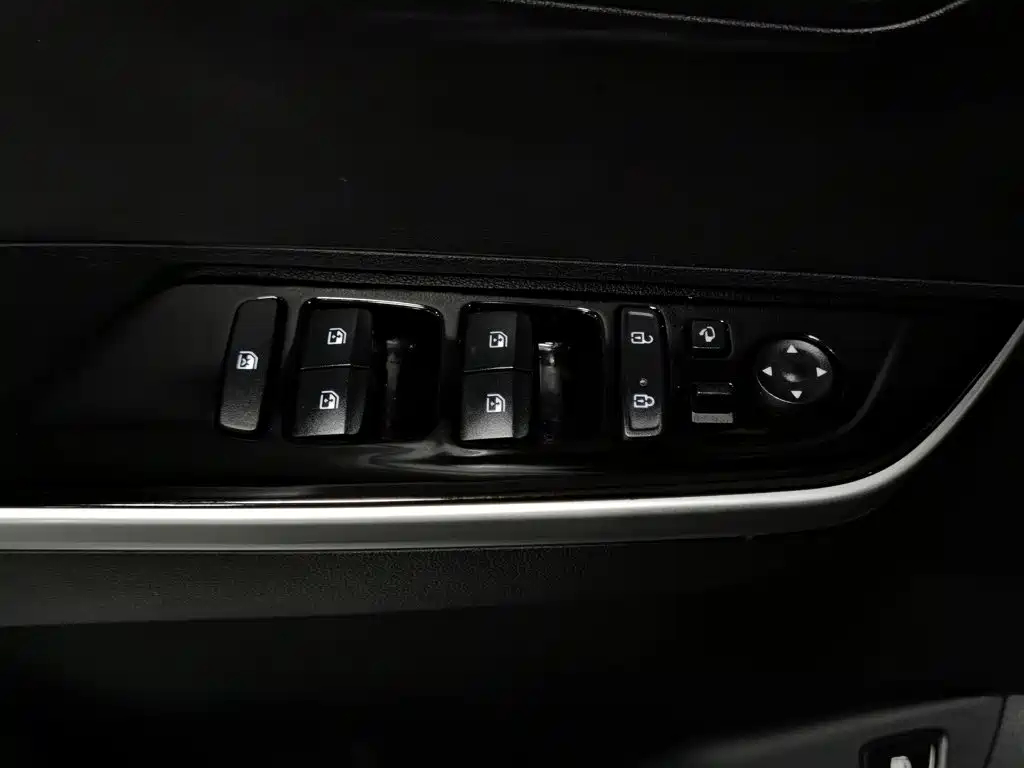 Hyundai Custo — миниатюра 9