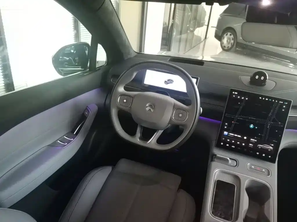 NIO EC6 — миниатюра 11