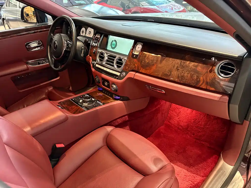 Rolls-Royce Ghost — миниатюра 21