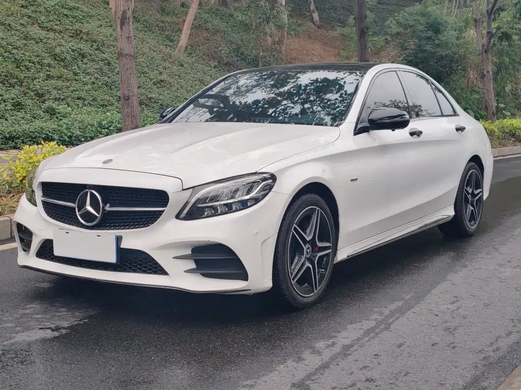 Mercedes-Benz C-Class 2021