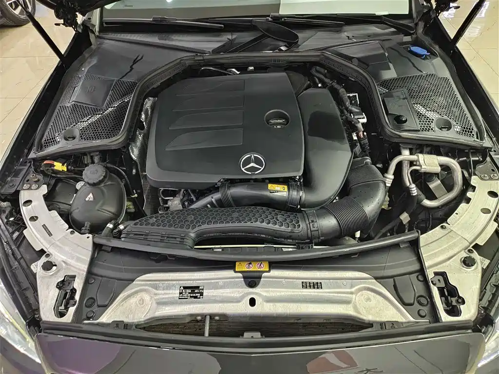 MERCEDES-BENZ C CLASS